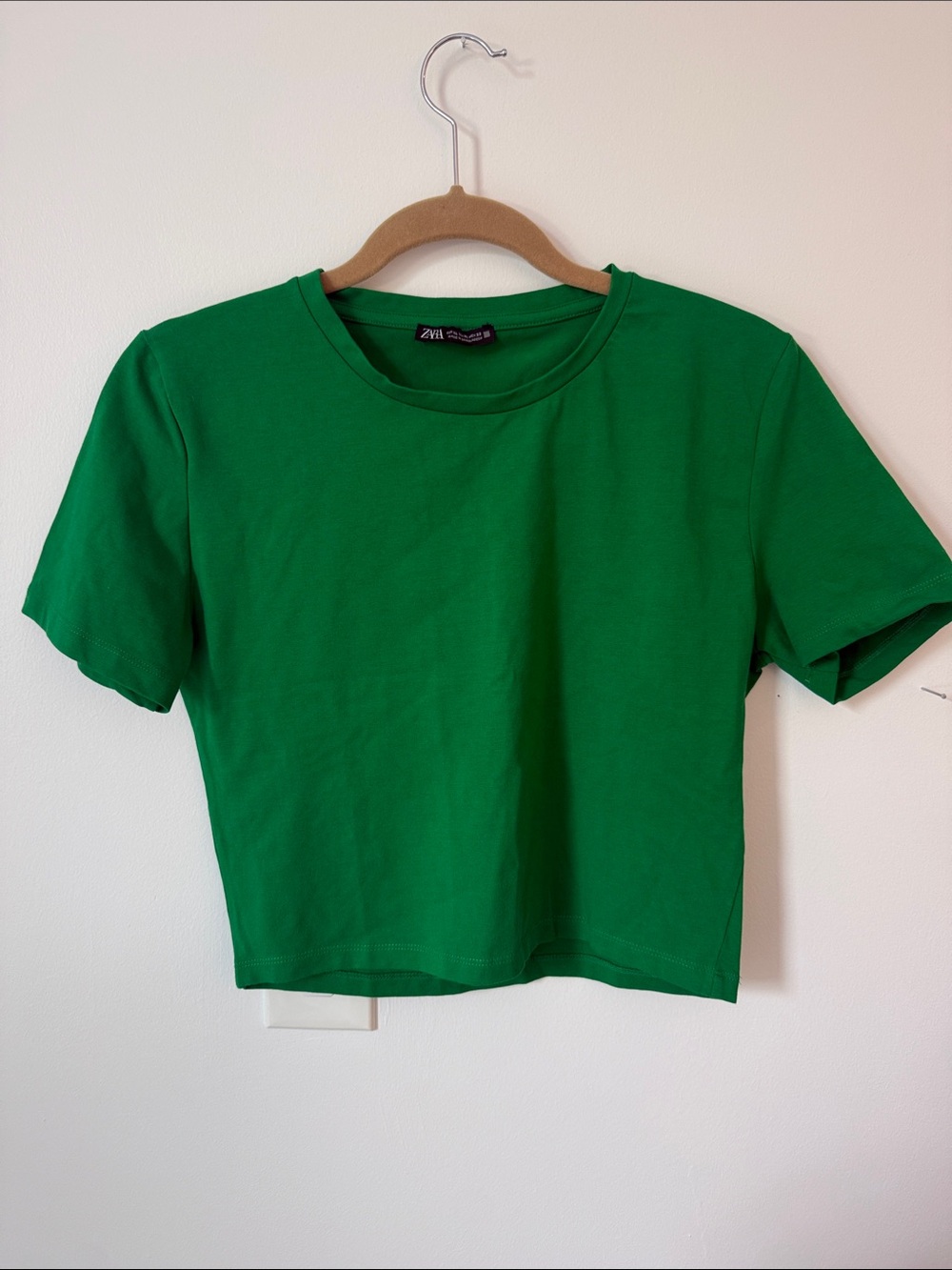 Zara Green Cropped Crew Neck Tee